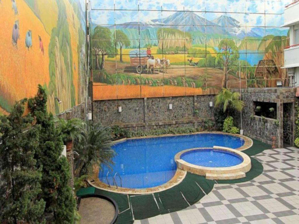 Hotel Golden Sky Pluit Джакарта Екстер'єр фото