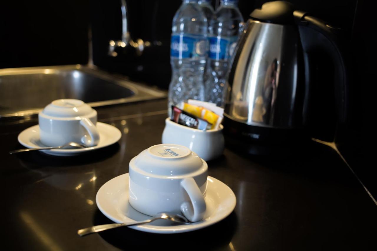 Hotel Golden Sky Pluit Джакарта Екстер'єр фото