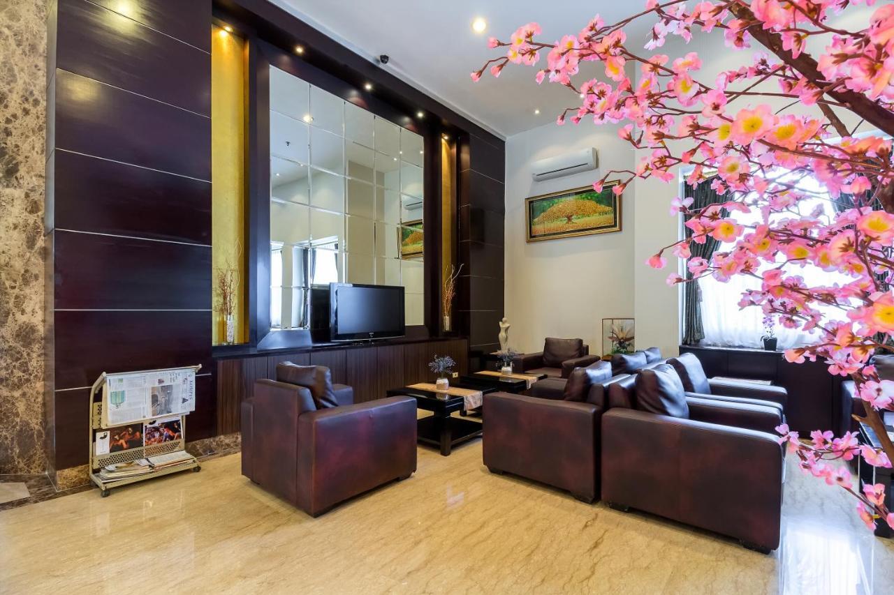 Hotel Golden Sky Pluit Джакарта Екстер'єр фото